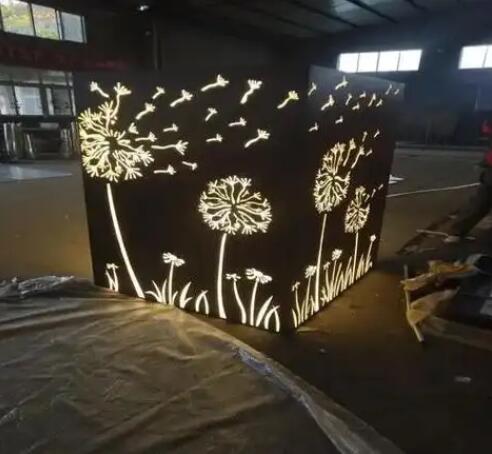 潮阳耐候钢灯箱
